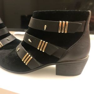 *NEW* Sam Edelman Circus Harley Suede Ankle Boot Bootie Black Gold Women's